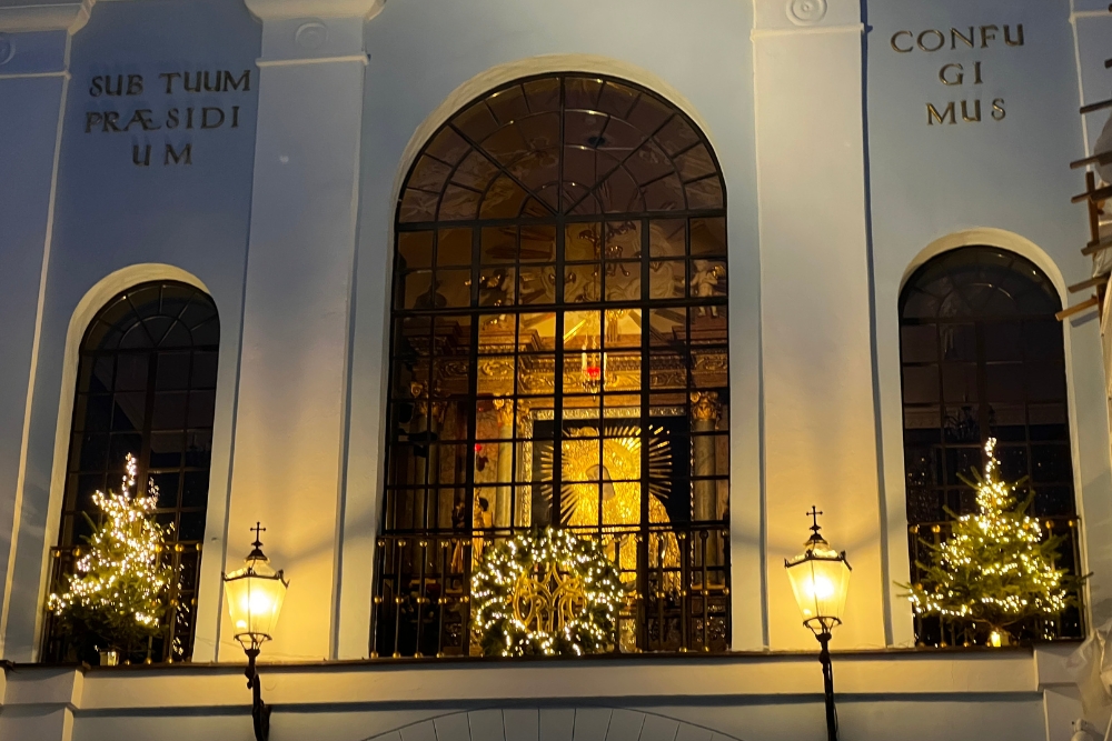 Vilnius Old Town & Gate of Dawn