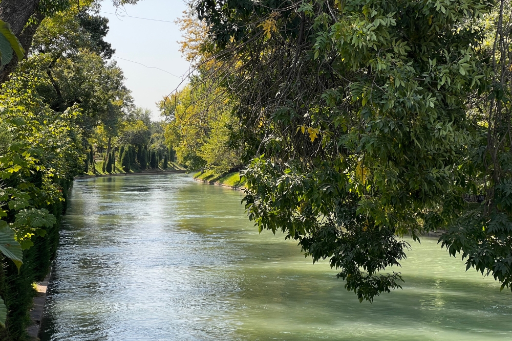 Chirchiq River near the parliament in Tashkent