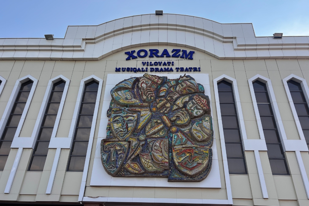 Drama theatre mural Urgench