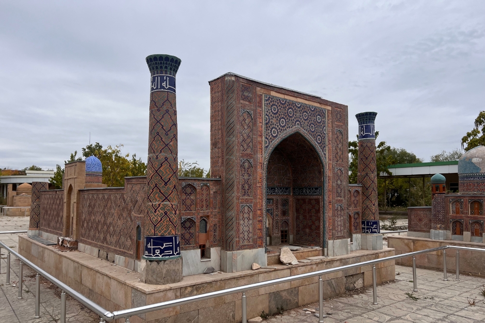 Miniature Uzbekistan, Nukus