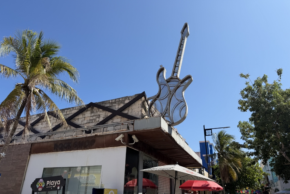 Hard Rock cafe in Playa del Carmen