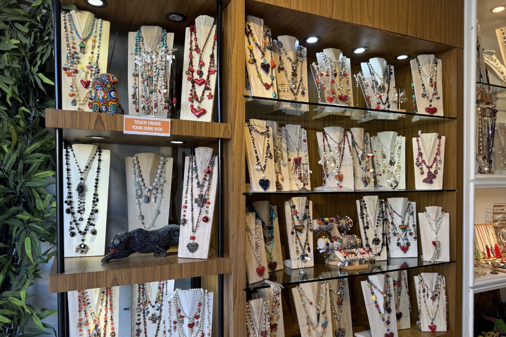Natural stone jewelry in Playa del Carmen