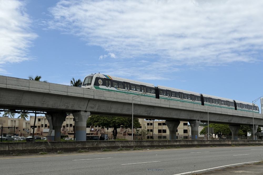 Skyline rail toward Pearl Harbor Honolulu