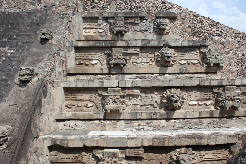Temple of Quetzalcóatl