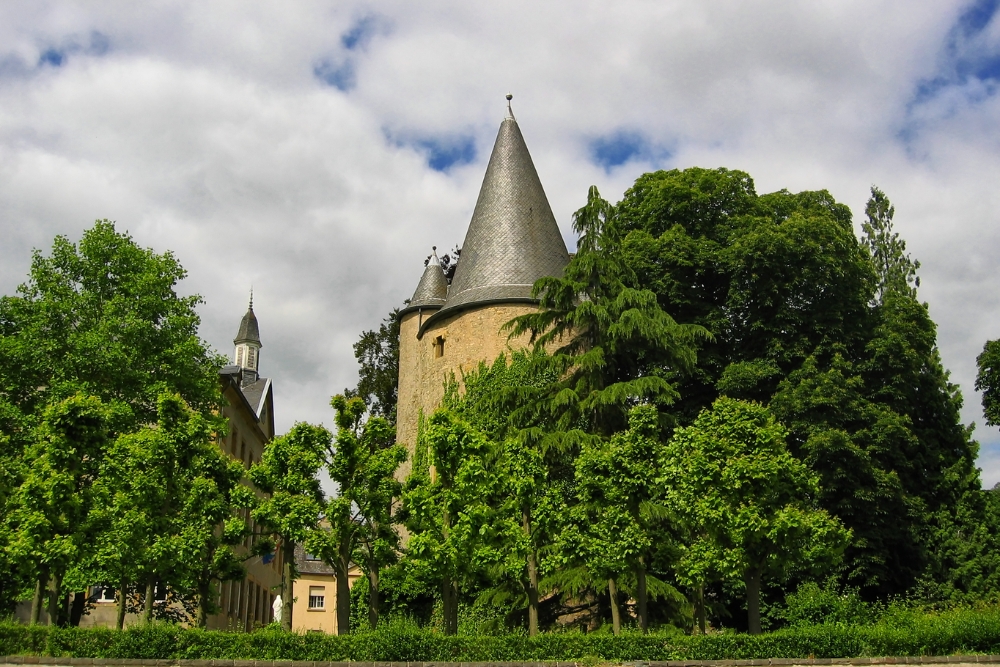 Schengen Castle Schengen, Luxembourg Wikipedia Schengen Castle Schengen