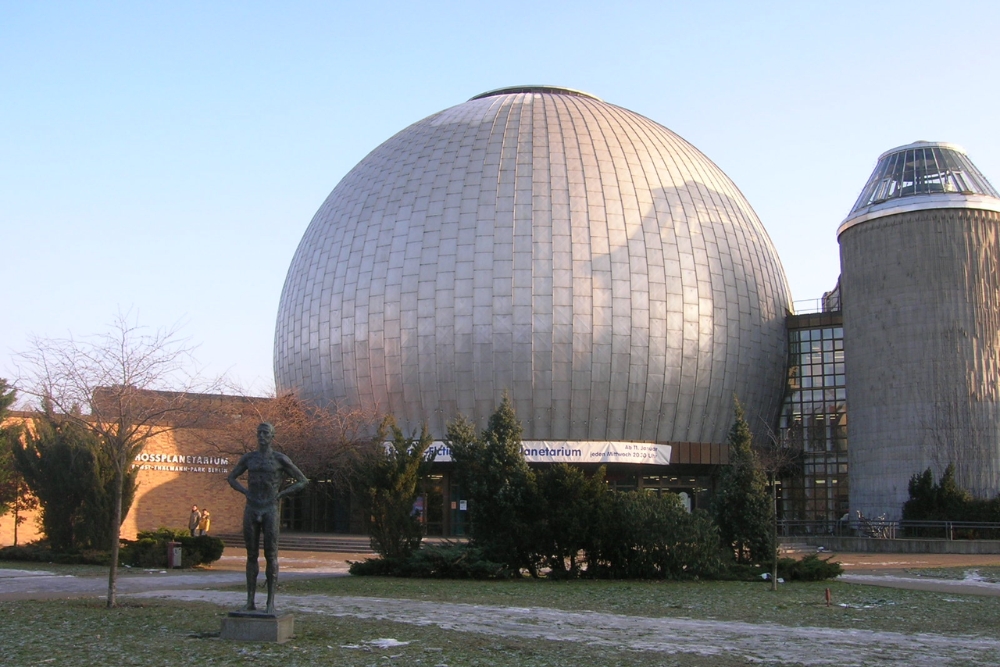 Carl-Zeiss Planetarium, Stuttgart, Germany wiki Carl Zeiss Planetarium Stuttgart Germany