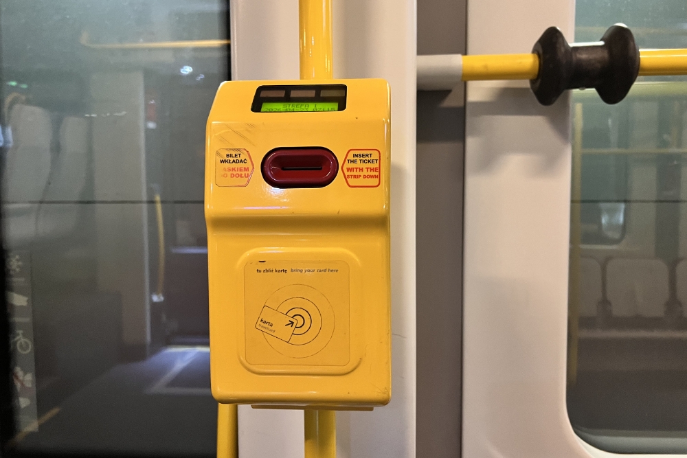 ticket validator Warsaw